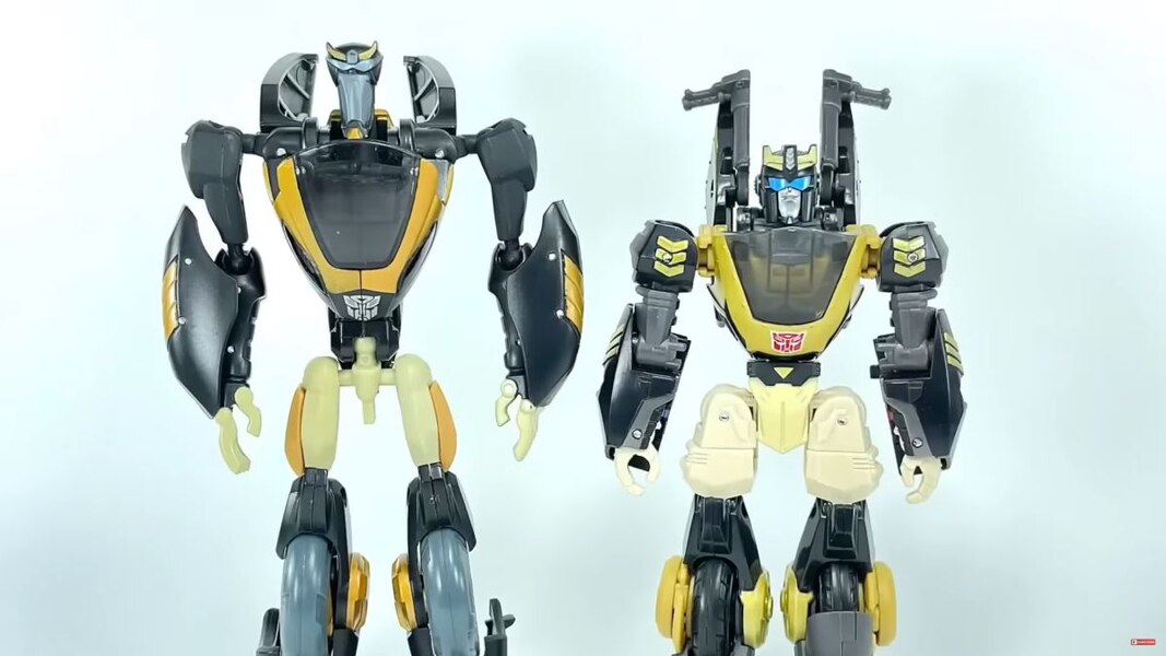 Image Of The Legacy Evolution Animated Prowl Figure  (6 of 25)